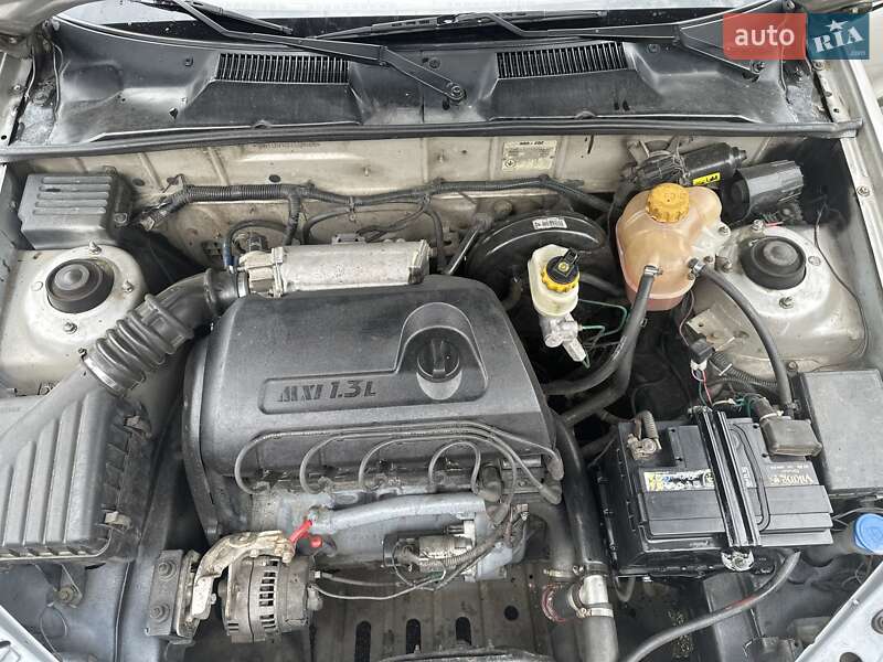 Седан Daewoo Sens 2004 в Киеве