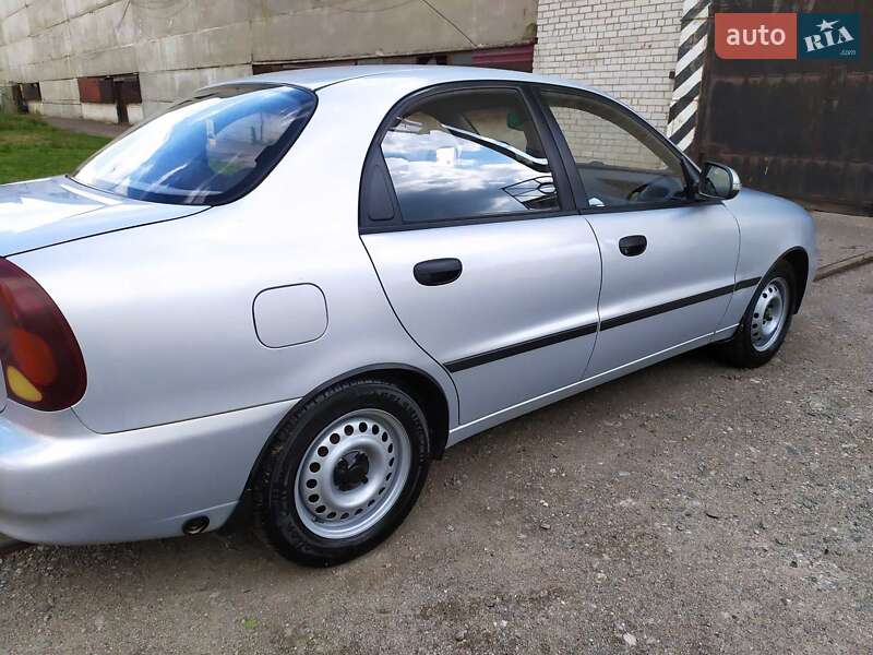 Седан Daewoo Sens 2015 в Днепре