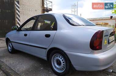 Седан Daewoo Sens 2015 в 