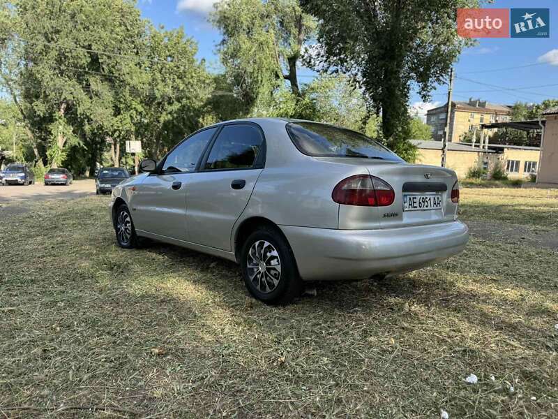 Седан Daewoo Sens 2004 в Днепре