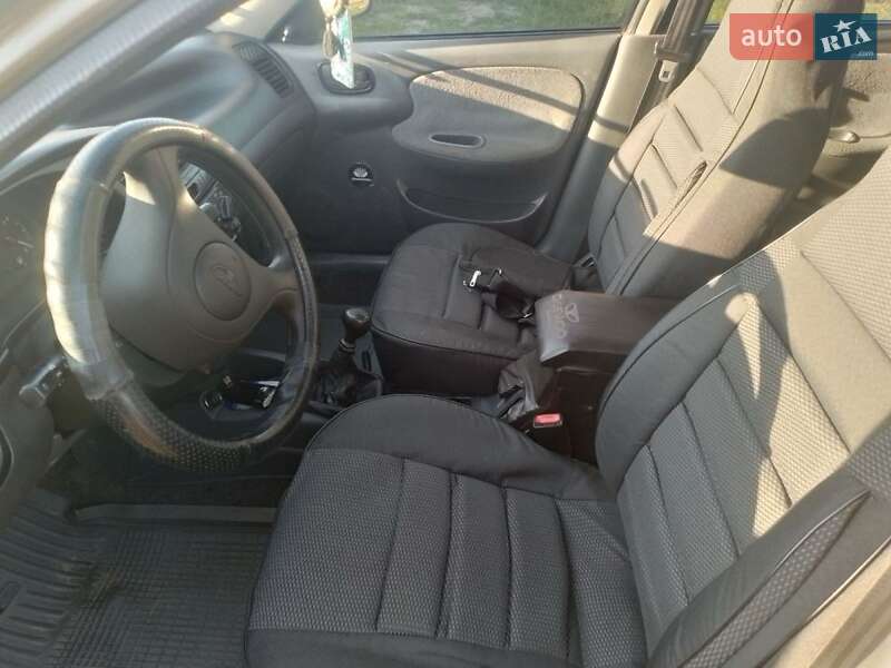 Седан Daewoo Sens 2005 в Макарове