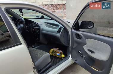 Седан Daewoo Sens 2004 в 
