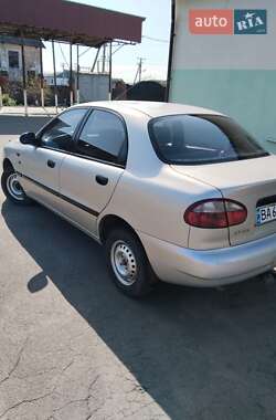Седан Daewoo Sens 2005 в Новоукраинке