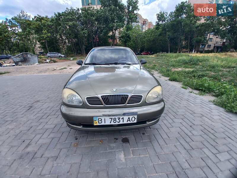 Седан Daewoo Sens 2004 в Кривому Розі