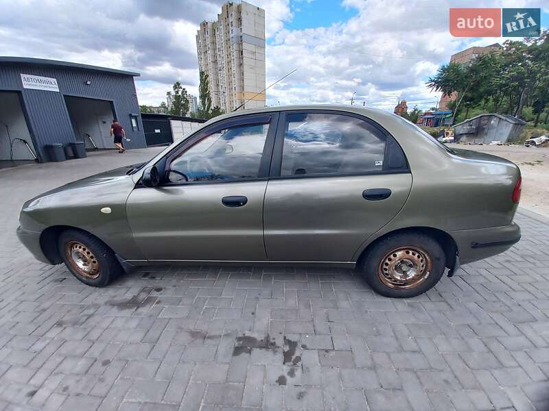 Седан Daewoo Sens 2004 в Кривому Розі