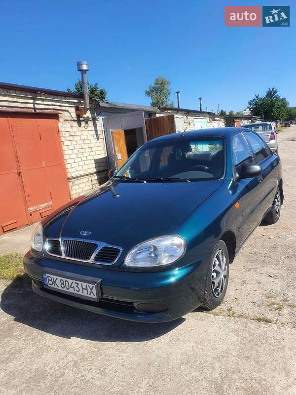Седан Daewoo Sens 2003 в Вараше