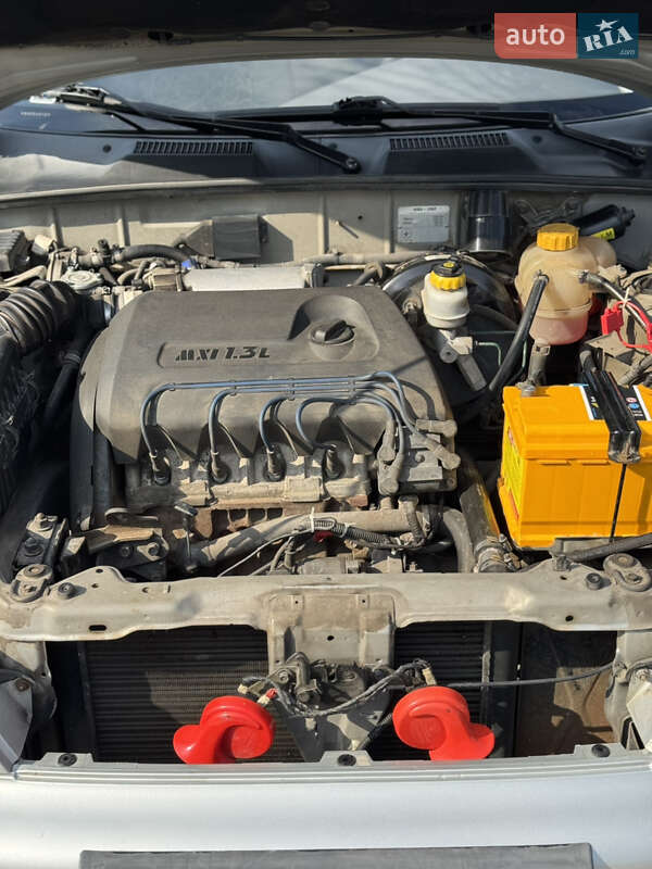 Седан Daewoo Sens 2005 в Запоріжжі