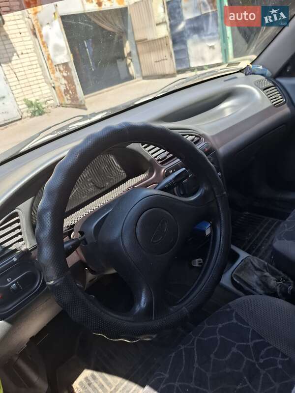 Седан Daewoo Sens 2003 в Херсоне