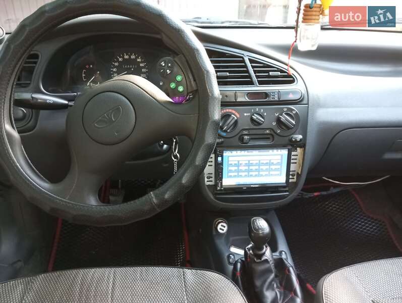 Седан Daewoo Sens 2004 в Одесі