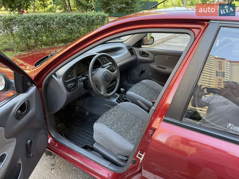 Седан Daewoo Sens 2006 в Киеве