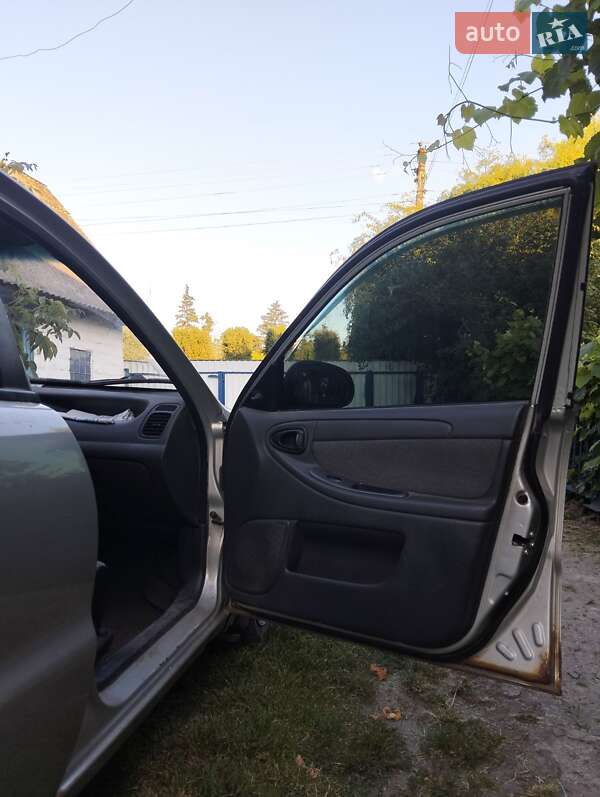 Седан Daewoo Sens 2010 в Кищенцях