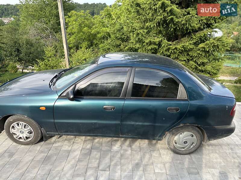 Седан Daewoo Sens 2005 в Чорткові