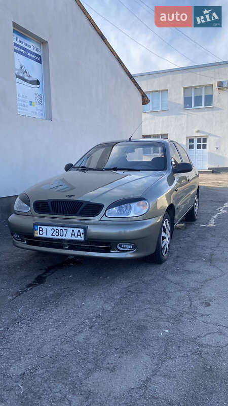 Седан Daewoo Sens 2004 в Полтаві