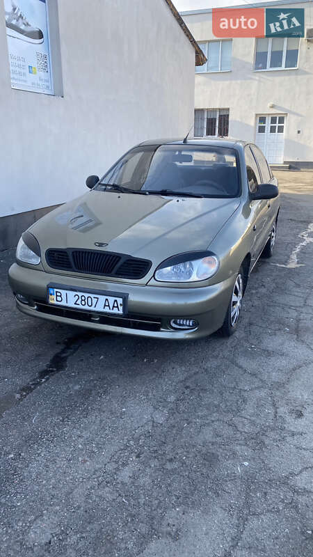 Седан Daewoo Sens 2004 в Полтаві