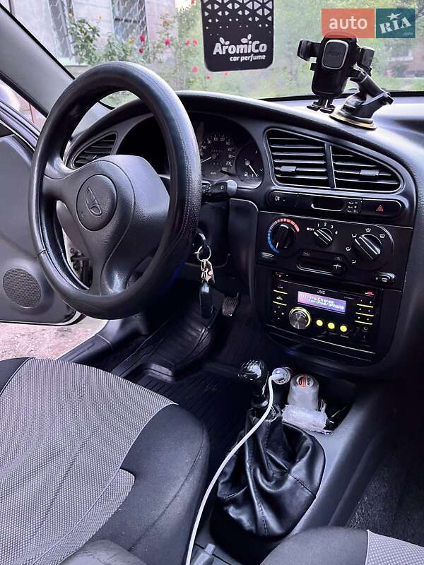 Седан Daewoo Sens 2003 в Кривом Роге