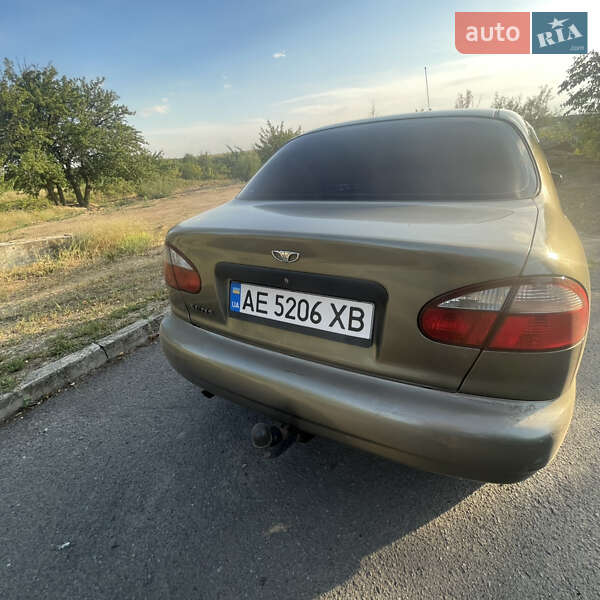 Седан Daewoo Sens 2005 в Петрове