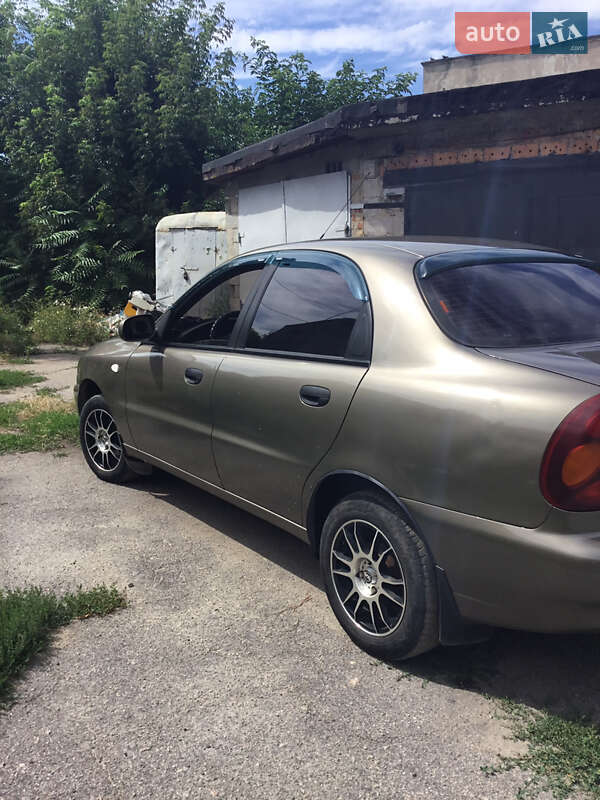 Седан Daewoo Sens 2012 в Днепре