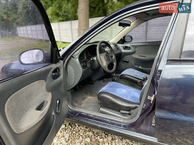 Седан Daewoo Sens 2005 в Жовкве