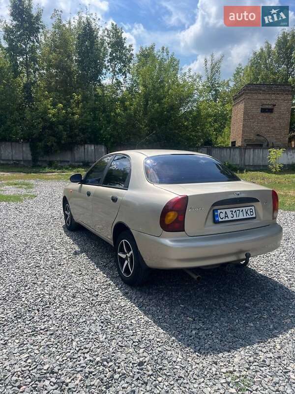 Седан Daewoo Sens 2011 в Смеле