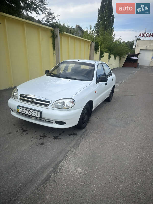 Седан Daewoo Sens 2011 в 