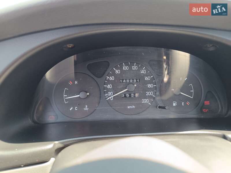 Седан Daewoo Sens 2005 в Запоріжжі