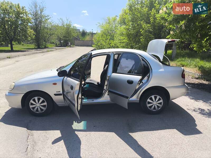 Седан Daewoo Sens 2003 в Запорожье