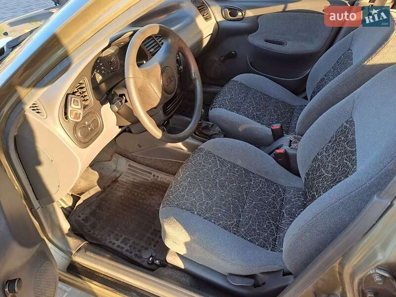 Седан Daewoo Sens 2005 в Кропивницком