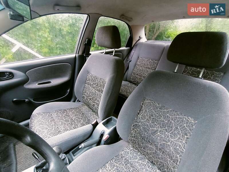 Седан Daewoo Sens 2005 в Львове