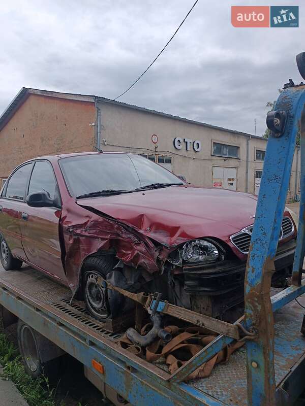 Седан Daewoo Sens 2004 в Львове