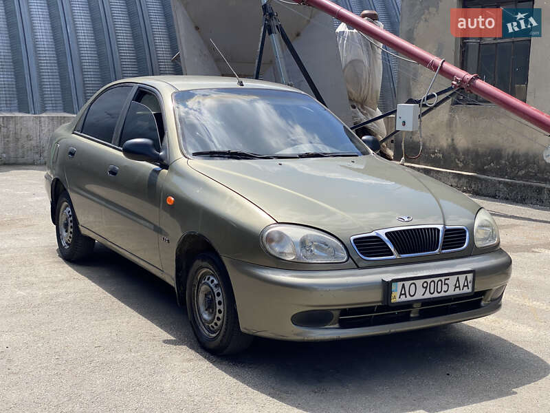 Седан Daewoo Sens 2004 в Ужгороде