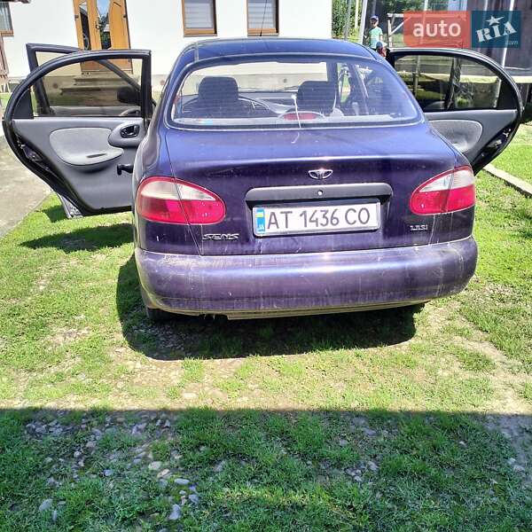 Седан Daewoo Sens 2006 в Косове