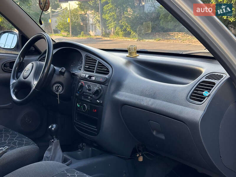 Седан Daewoo Sens 2004 в Николаеве