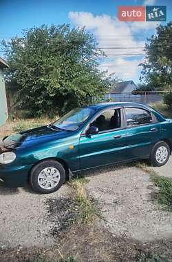 Седан Daewoo Sens 2005 в Вольногорске