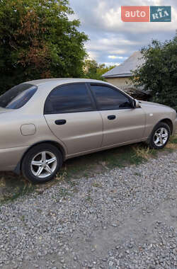 Седан Daewoo Sens 2012 в 