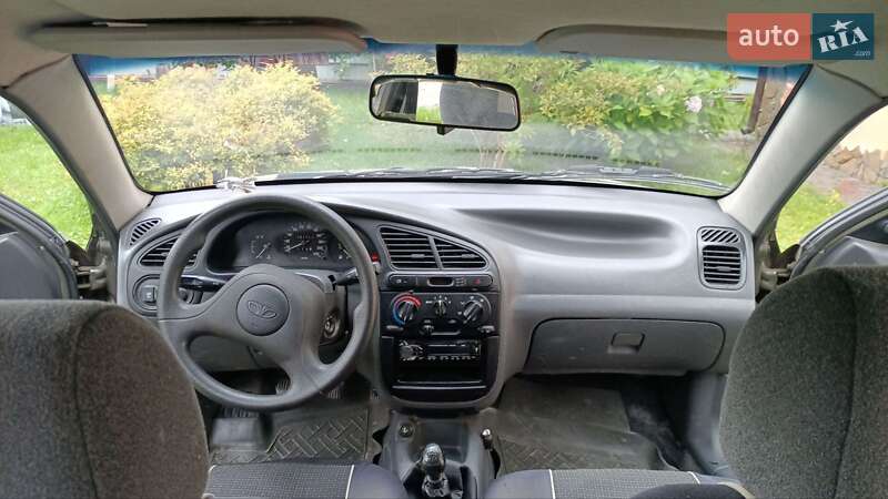 Седан Daewoo Sens 2005 в Новояворовске