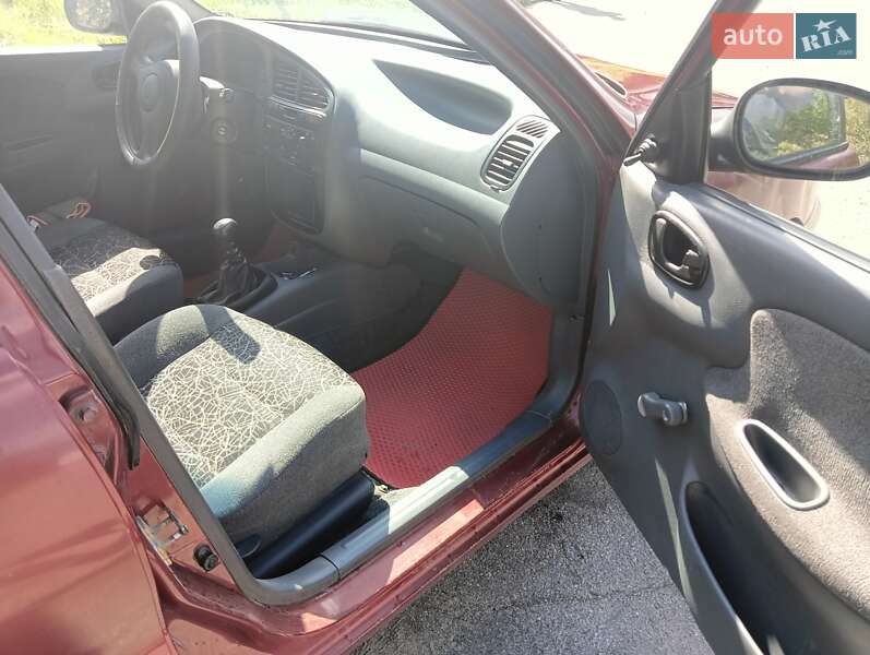 Седан Daewoo Sens 2005 в Хмельницком