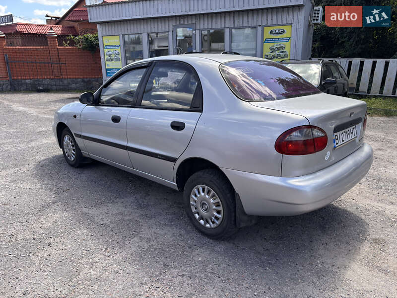 Седан Daewoo Sens 2002 в Полтаві