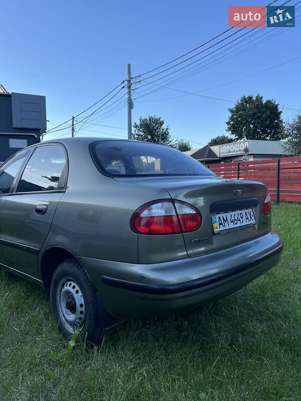 Седан Daewoo Sens 2005 в Олевске
