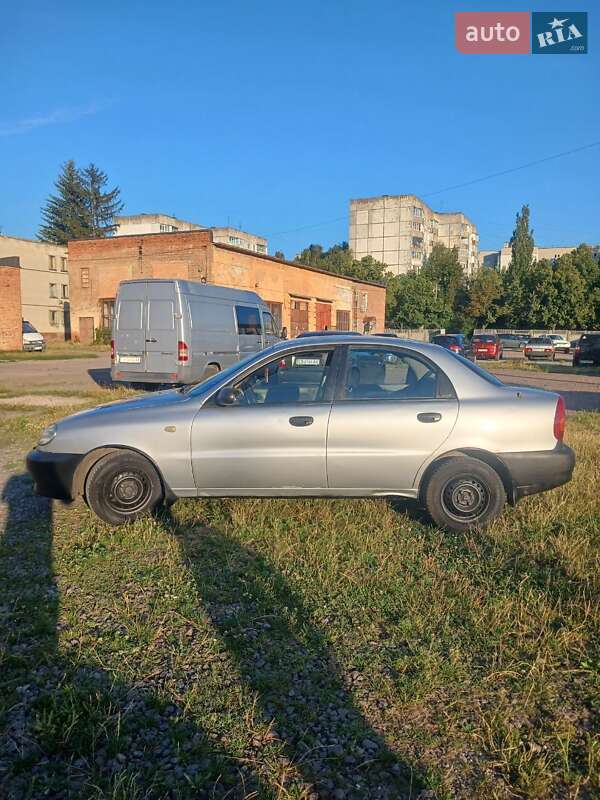 Седан Daewoo Sens 2005 в Чернигове