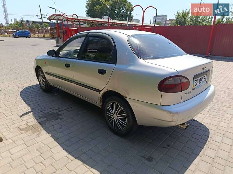 Седан Daewoo Sens 2007 в Измаиле