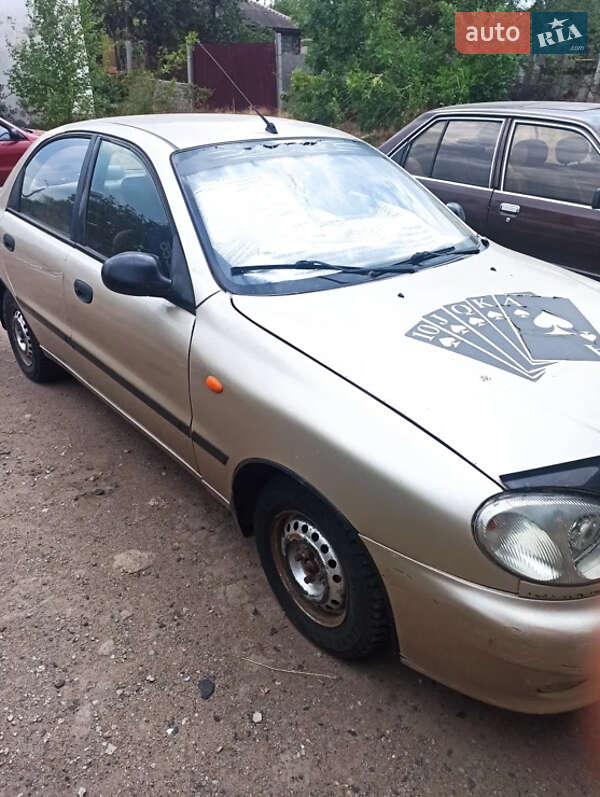 Седан Daewoo Sens 2004 в Кривому Розі