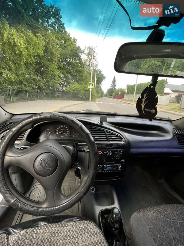 Седан Daewoo Sens 2005 в Косові