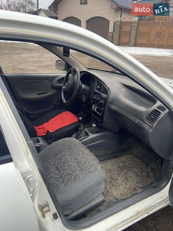 Седан Daewoo Sens 2006 в Смілі
