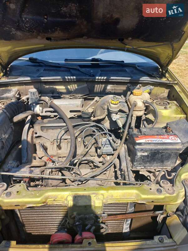 Седан Daewoo Sens 2006 в Покровском