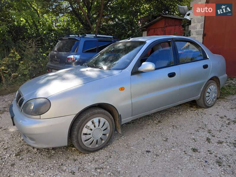 Седан Daewoo Sens 2004 в Подволочиске