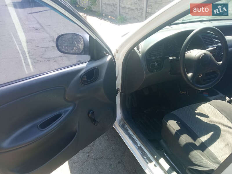 Седан Daewoo Sens 2009 в Дніпрі
