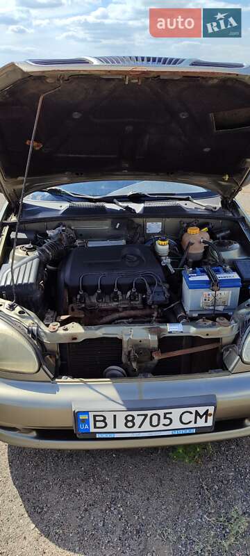 Седан Daewoo Sens 2007 в Хороле