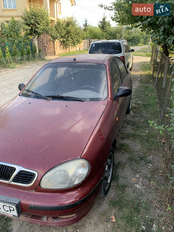 Седан Daewoo Sens 2004 в Галичі