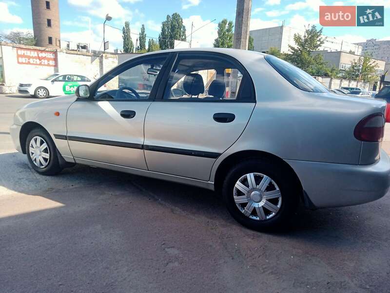 Седан Daewoo Sens 2003 в Києві
