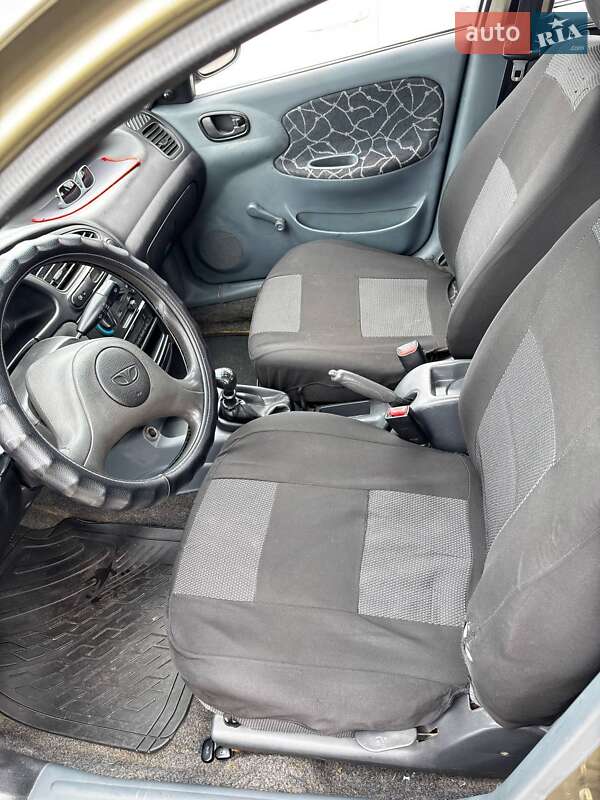 Седан Daewoo Sens 2003 в Киеве